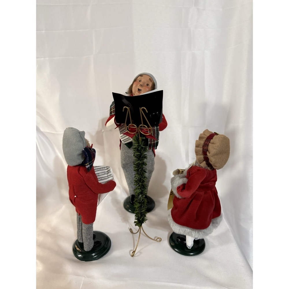 Byers Choice Christmas Carolers 3 Pc Set Family w Bells Man Girl Child Stand